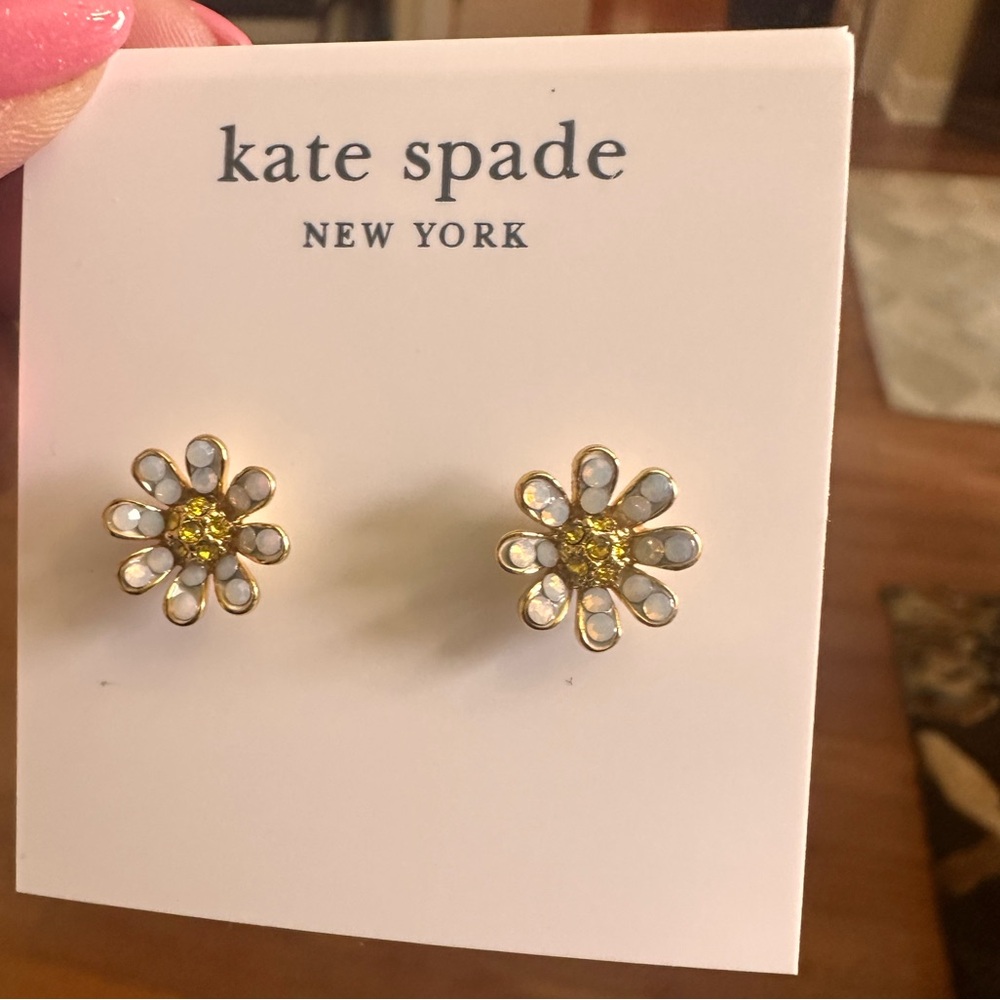 ‎NWT Kate Spade New York Dazzling Daisy Studs Earrings